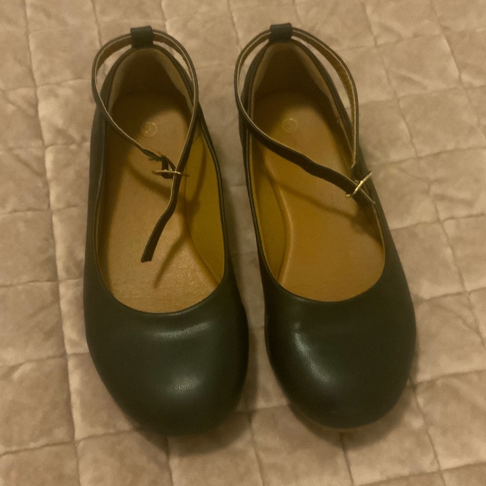 Girls Black Ankle-Strap Ballet Flats